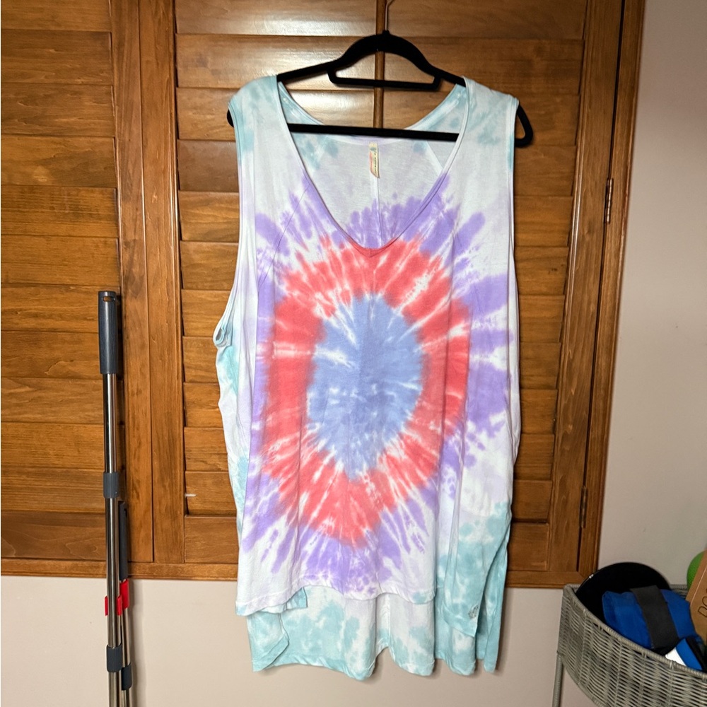 Tie-Dye Scoop Neck Tank Top - Multicolor